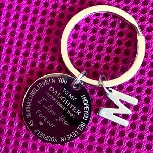 🌱 Mother daughter personal M necklace/ keyring 🗝